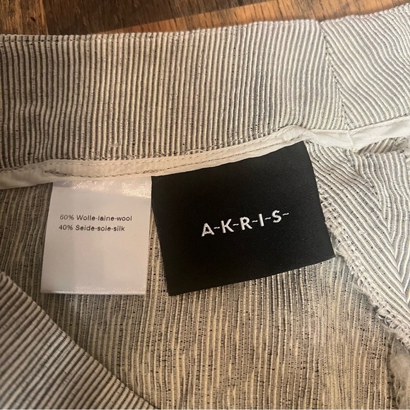 Akris wool and silk pin striped pants, size 10 - Picture 3 of 7